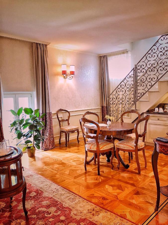 Queen Room Balcony