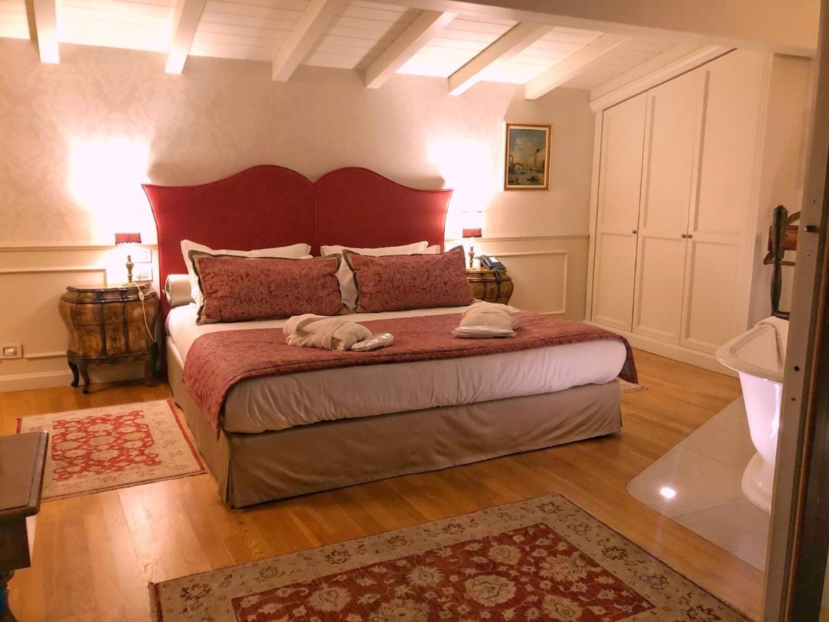 Queen Room Balcony