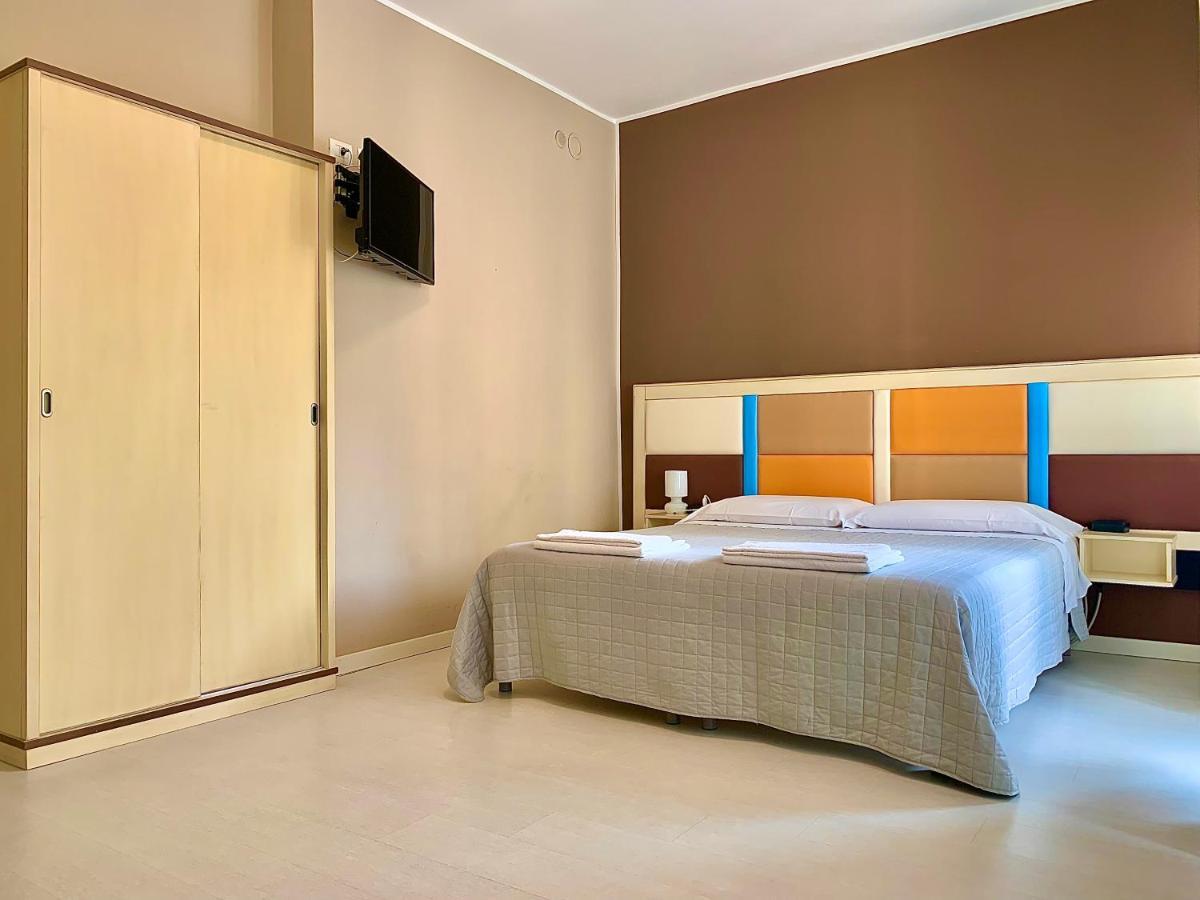 Quarto Deluxe com Cama de Casal ou 2 de Solteiro