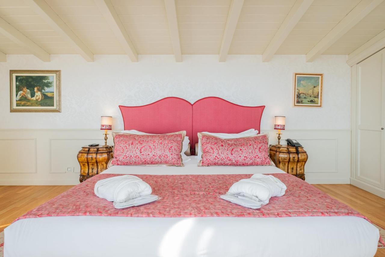 Queen Room Balcony