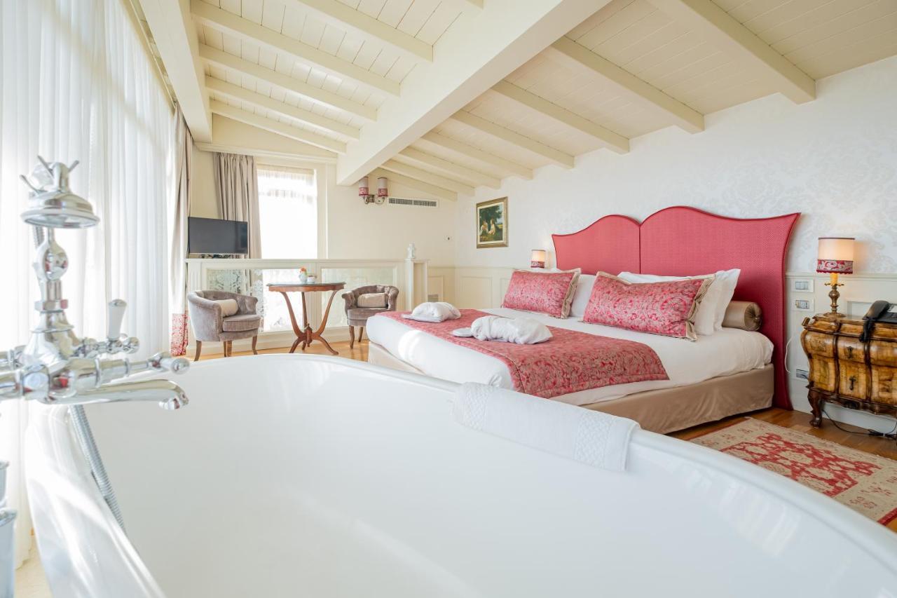 Queen Room Balcony