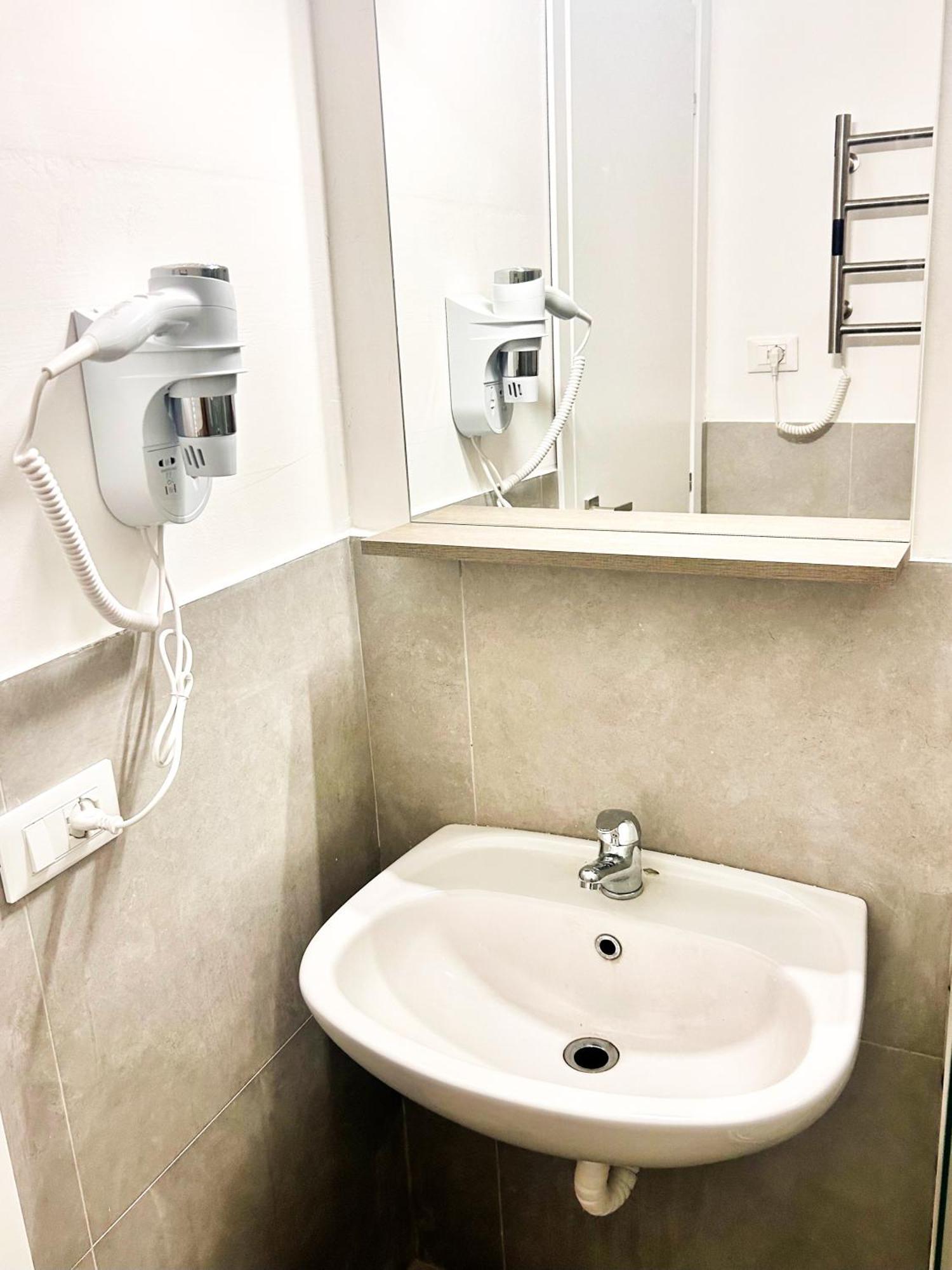 Triple Room with Private Bathroom