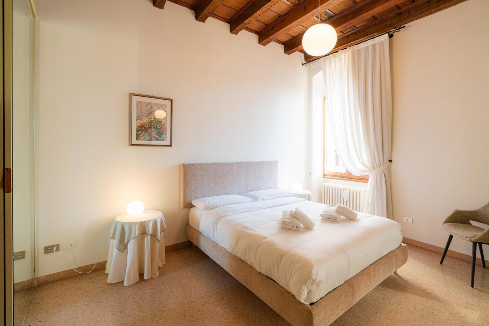 Five-Bedroom Premium Apartment