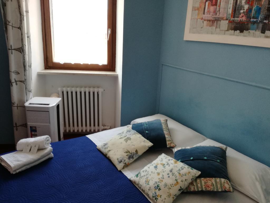 Standard Double Room with Shared Bathroom