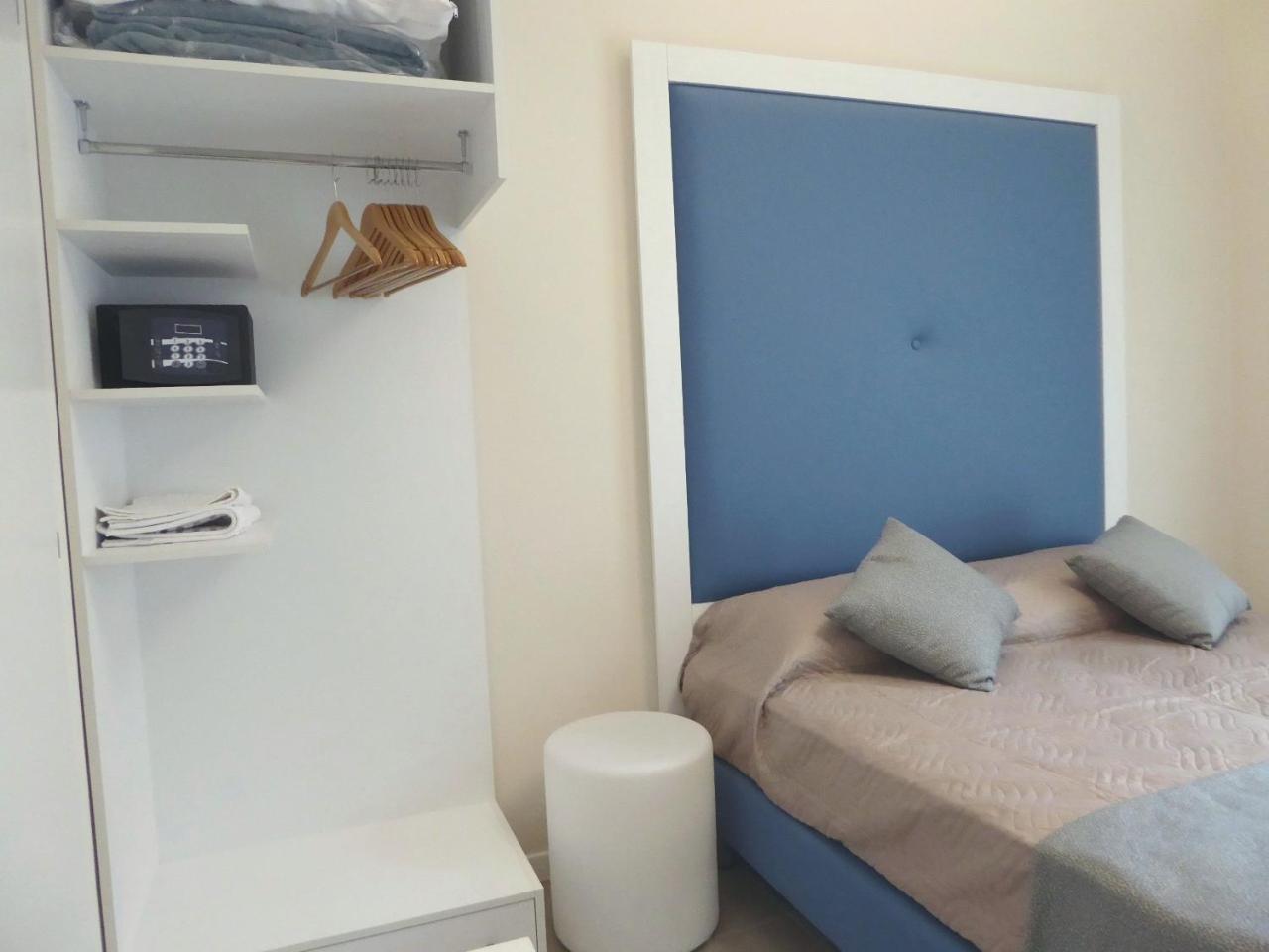 Standard Double or Twin Room Balcony