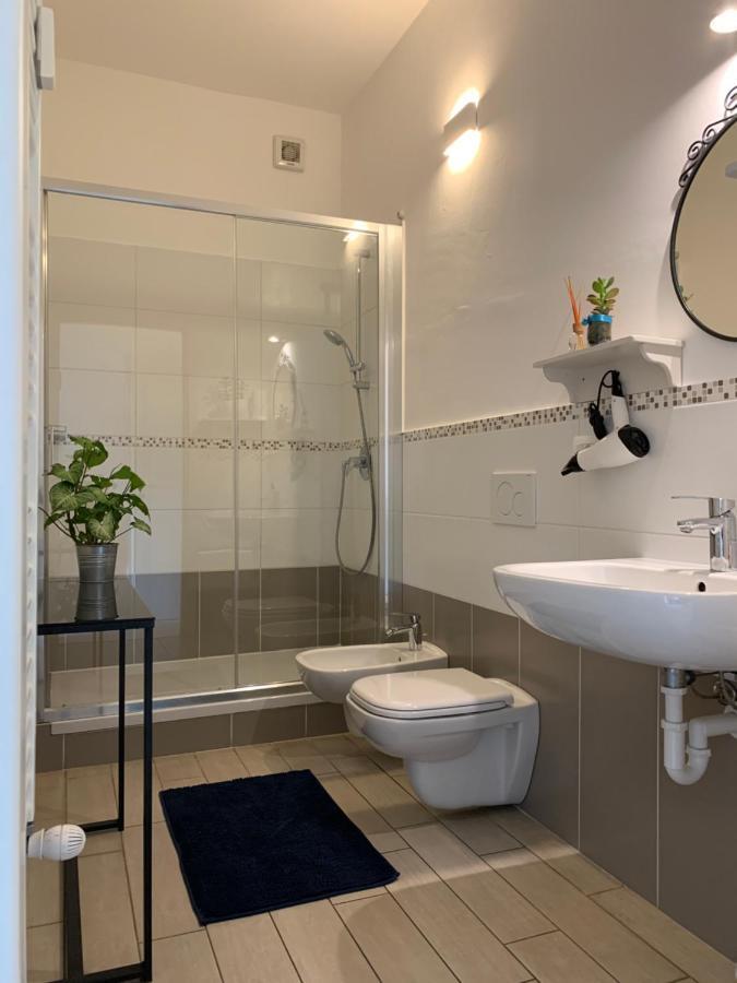 Quarto Deluxe com Cama de Casal ou 2 de Solteiro e Terraço