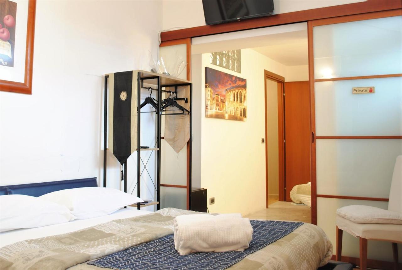 Quadruple Room with Private Bathroom