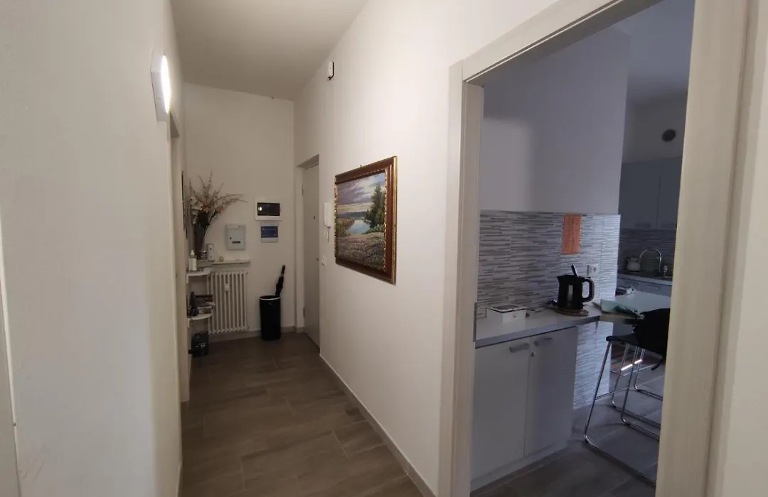 Arno Rooms Verona-1
