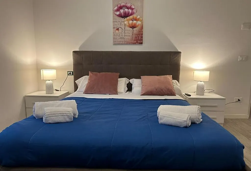 Marconi Rooms And Apartments-1