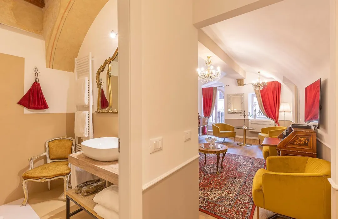 Corte Realdi Suites Piazza Erbe-1