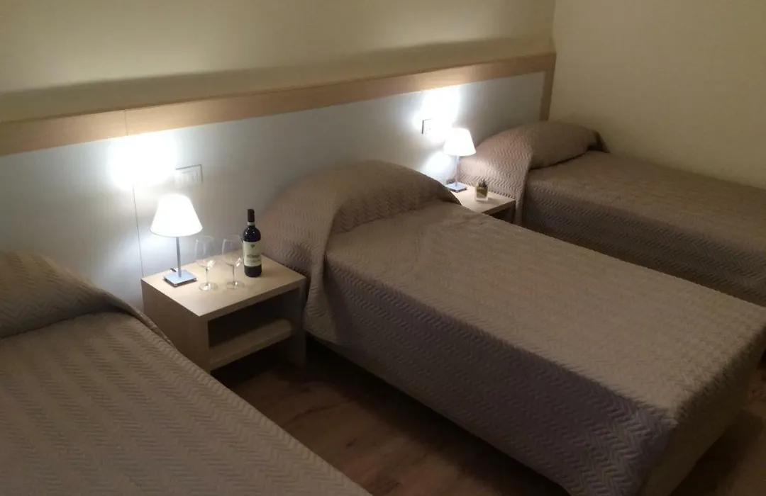 B&B Il Mondo Di Ross-1