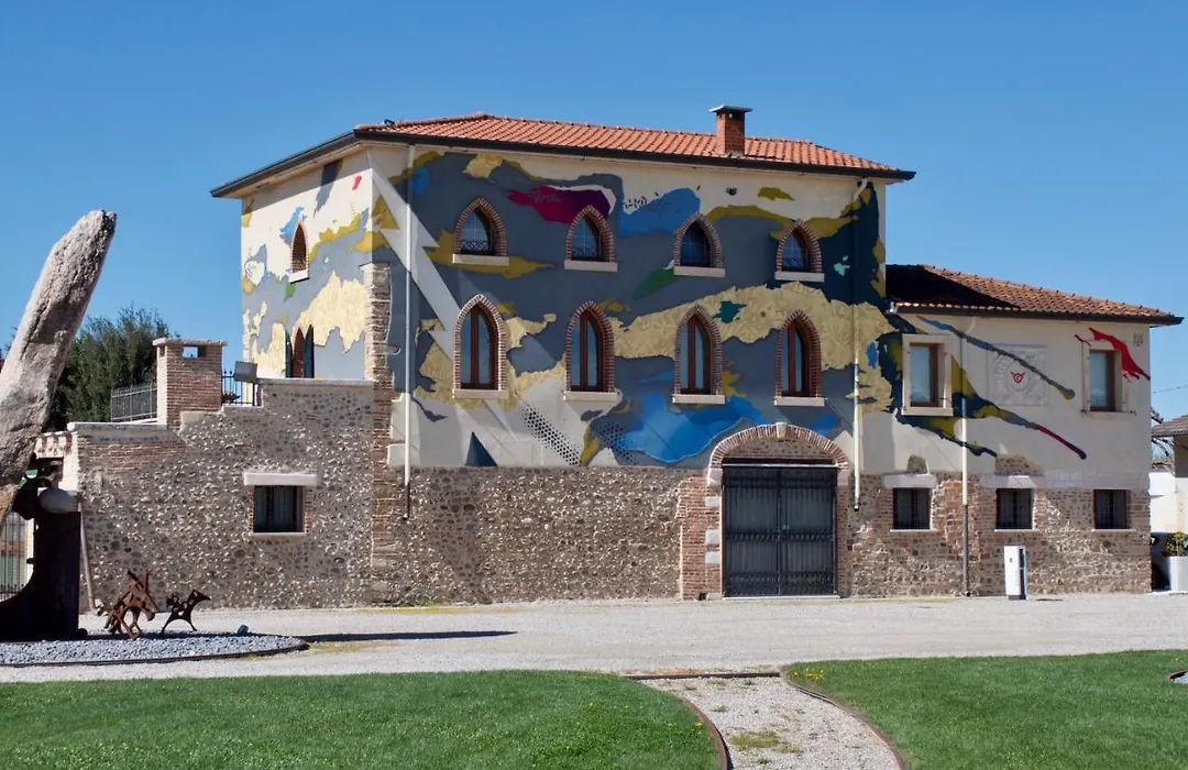 Madonna Villa Baietta-1
