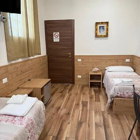 Pirandello Rooms-3