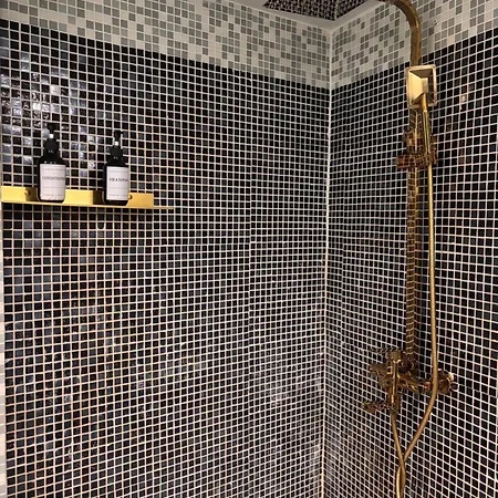 Mahamo Suites-2