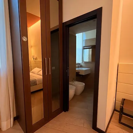 Arena Luxury Suite-3