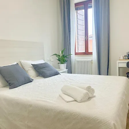 Le Golosine Fiera Rooms-2