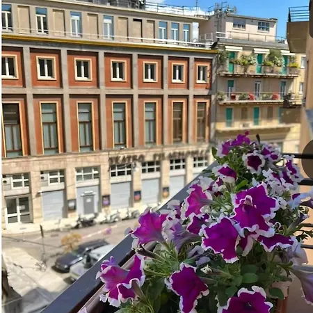 Opera Et Love - 200M Dall'Arena Con Convenzione Per Parcheggio E Colazione In Pasticceria Adiacente-3