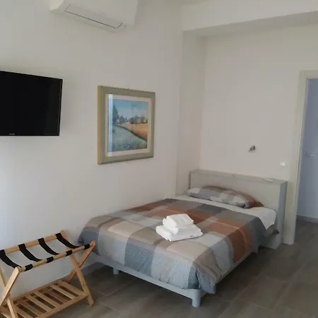 Arno Rooms Verona-3